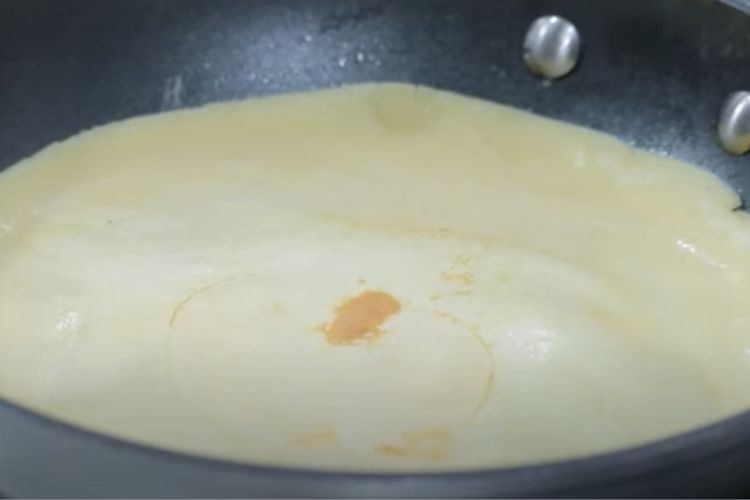 crepes rellenos de fresas paso 3