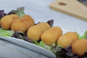 croquetas de patata rellenas de chorizo final