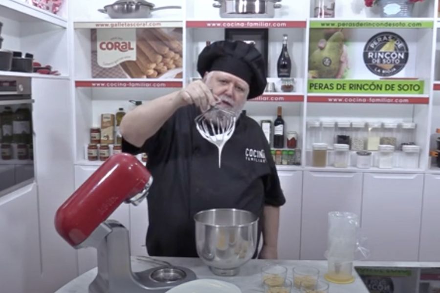 tarta de manzana en vaso paso 4