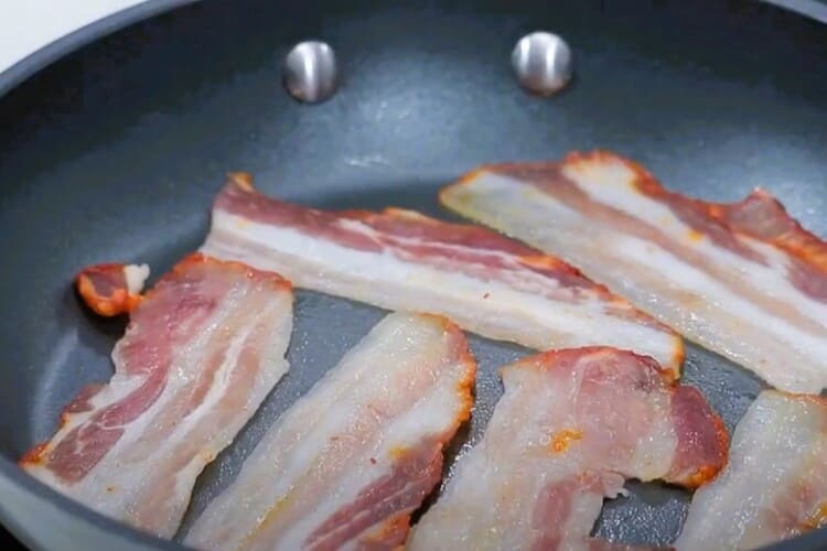 Sándwich croqué monsieur con el relleno tuneado 1