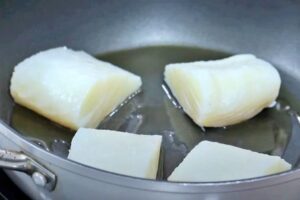 cocochas de bacalao al pil pil con taco de bacalao 4