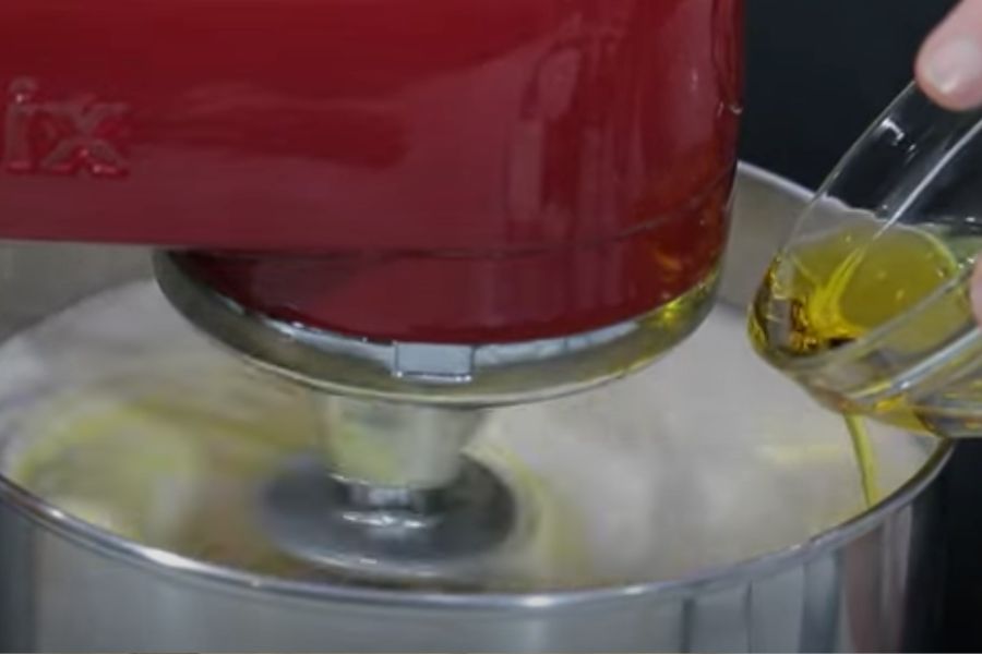 magdalenas de yogur fáciles paso 2