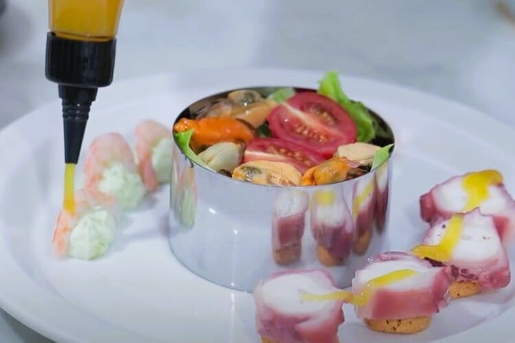 ensalada especial para un menú de fiesta paso 4