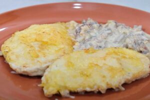 pechugas de pollo rebozadas con salsa paso final