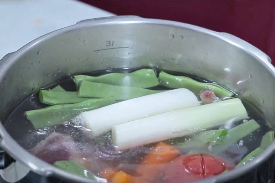 menestra con yema curada paso 1