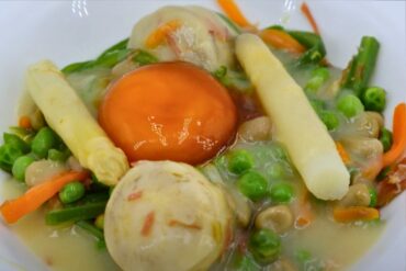 menestra con yema curada portada