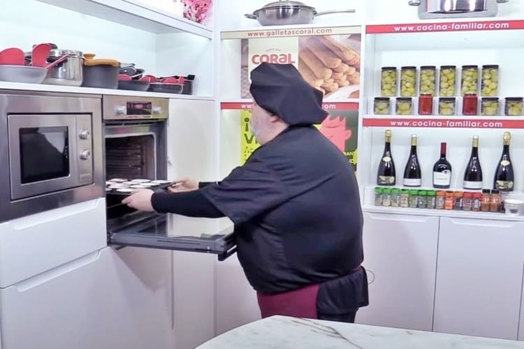 Magdalenas de limón y aceite de oliva paso 4