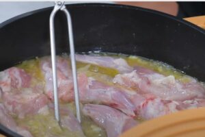 Brazuelos de conejo encebollados paso 2