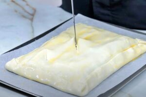 empanada de hojaldre de pollo y queso paso 3