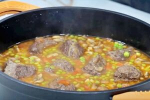 carrilleras de ternera con vino blanco paso 6