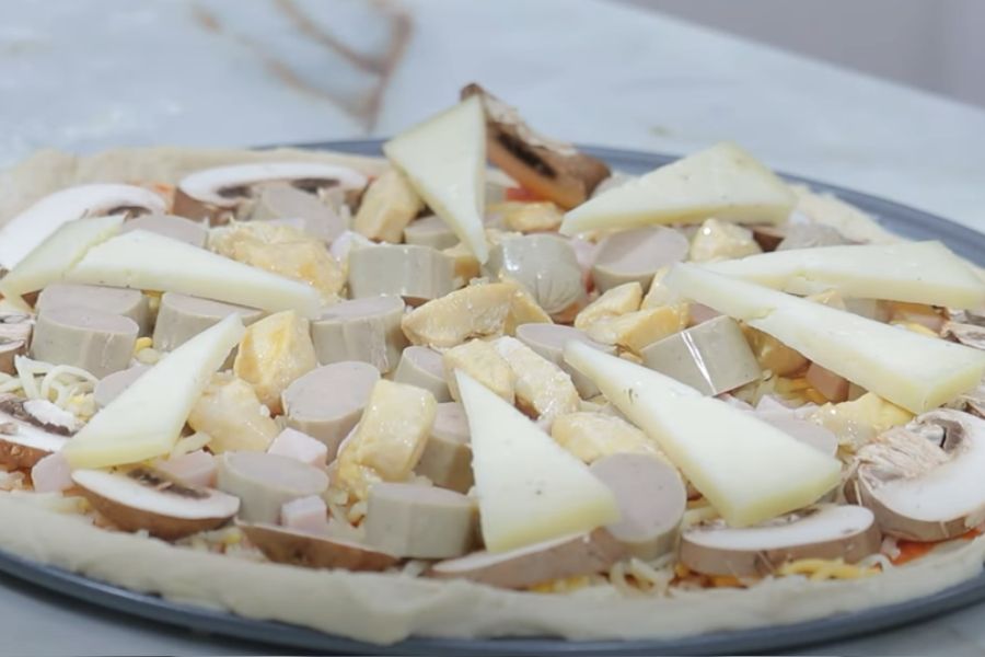 pizza familiar con masa casera paso 3