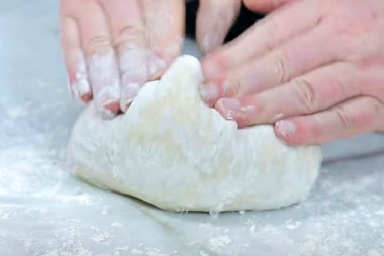 Pizza con morro de cerdo paso 1