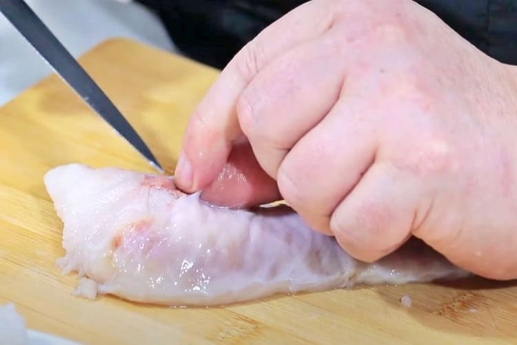 Caldereta de rape en paella paso 2