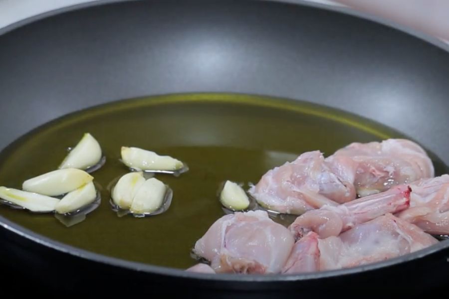 arroz con brazuelos de conejo paso 1