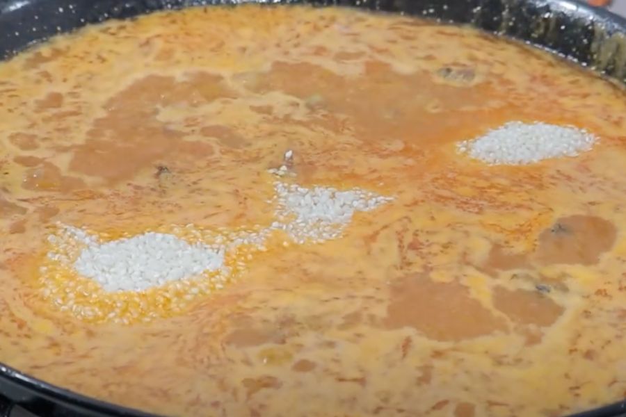 arroz con brazuelos de conejo paso 3