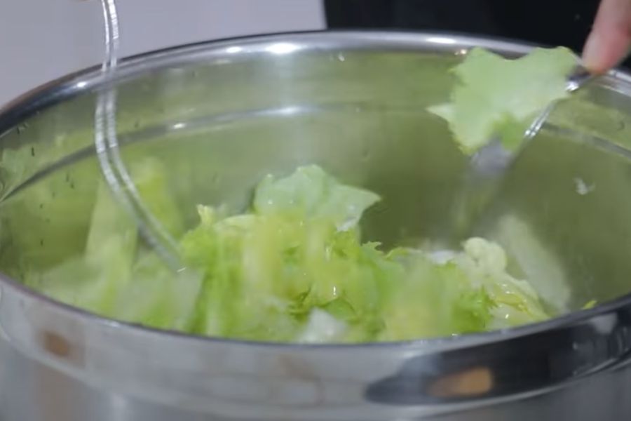 ensalada de langostinos con cítricos, paso 4