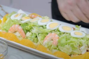 ensalada de langostinos con cítricos, paso 5