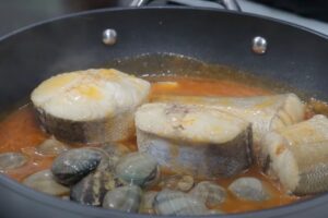 merluza a la cazuela paso 3