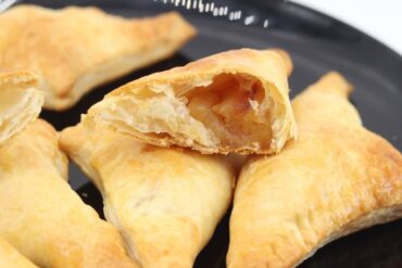 pañuelos de hojaldre rellenos de manzana