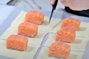 pastel de hojaldre y salmón paso 2