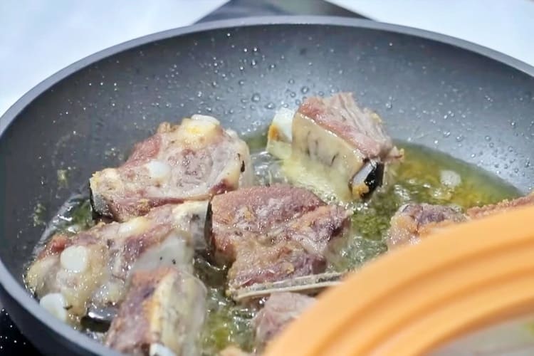 Estofado de lentejas de Javier Romero paso 2