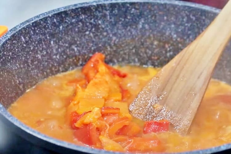 Manitas de cordero con tomate paso 3