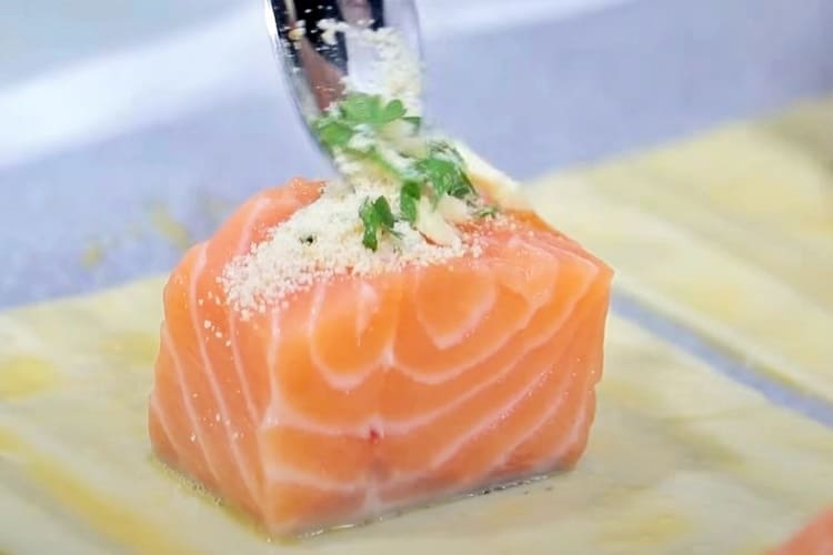 pastel de hojaldre y salmón paso 4