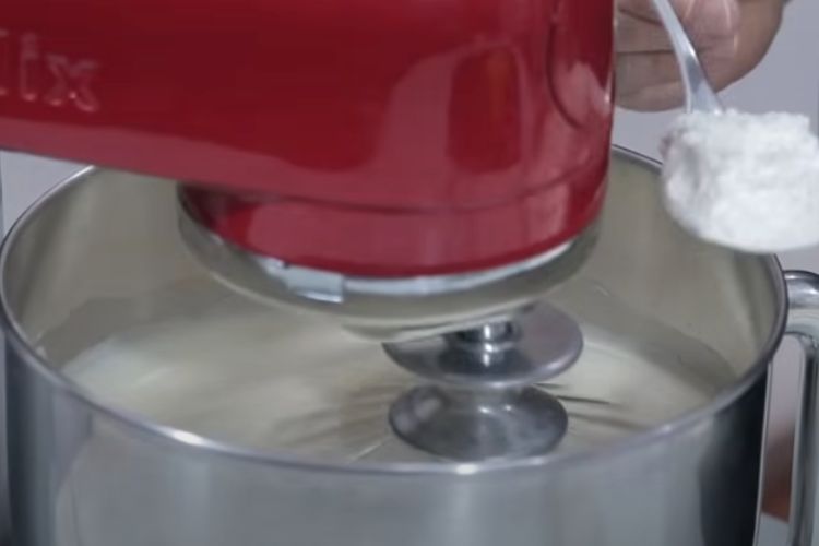 bizcocho borracho de limón paso 2