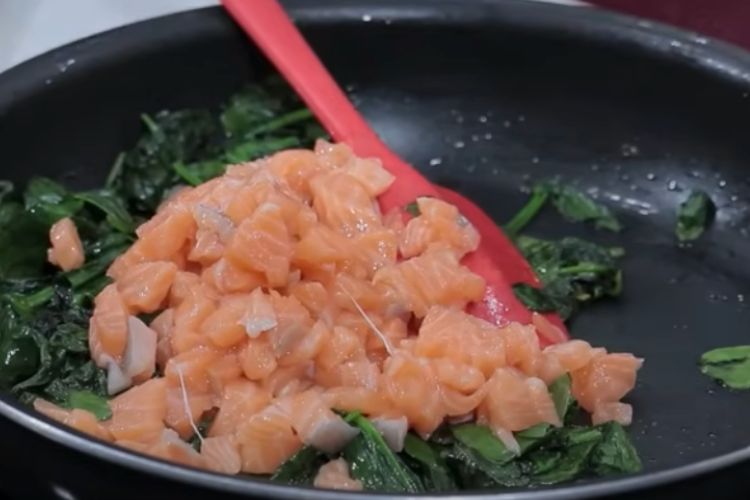 canelones de salmón y espinacas paso 2