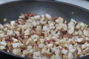 croquetas de setas al ajillo y jamón paso 1