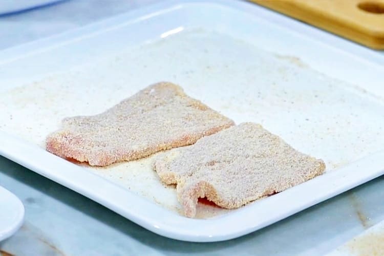 escalopines con salsa de cabrales paso 1