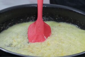 calamares encebollados paso 1