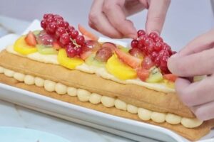 Milhojas de hojaldre con frutas para Navidad 6