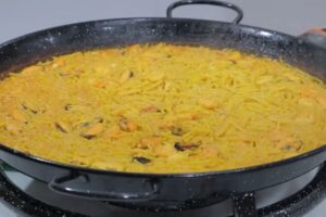 fideuá clásica paso final